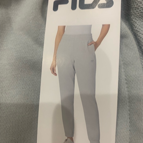 BNWT FILA Women’s Jogging Pants - Picture 1 of 9